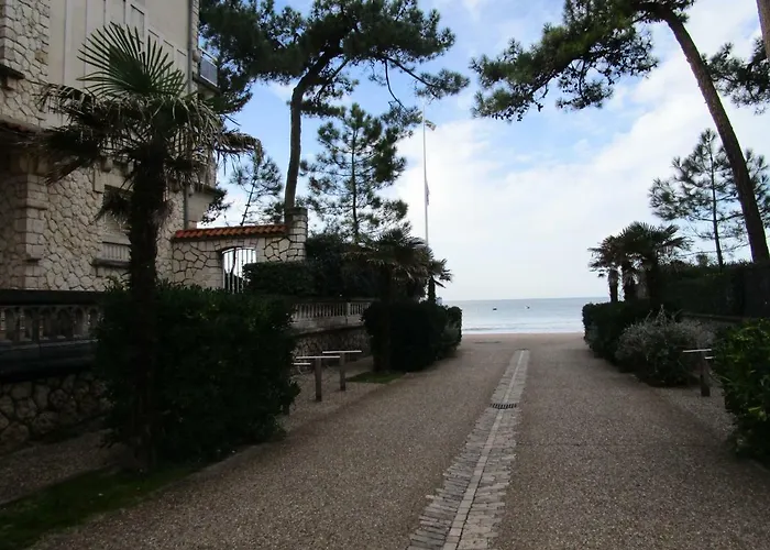 St Palais Διαμέρισμα